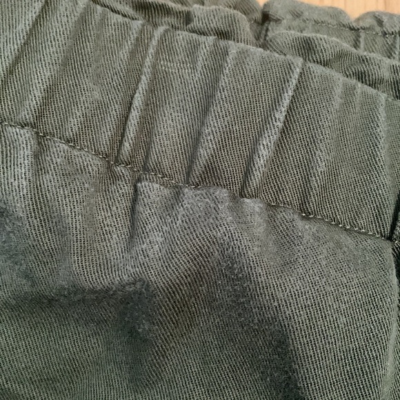 Soft surroundings elastic cinched waist cuffed ankle pants army green women’s M - Picture 10 of 16